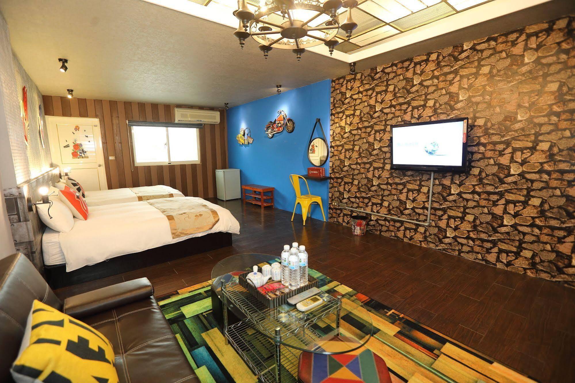 First Place B&B Hualien City Exterior foto