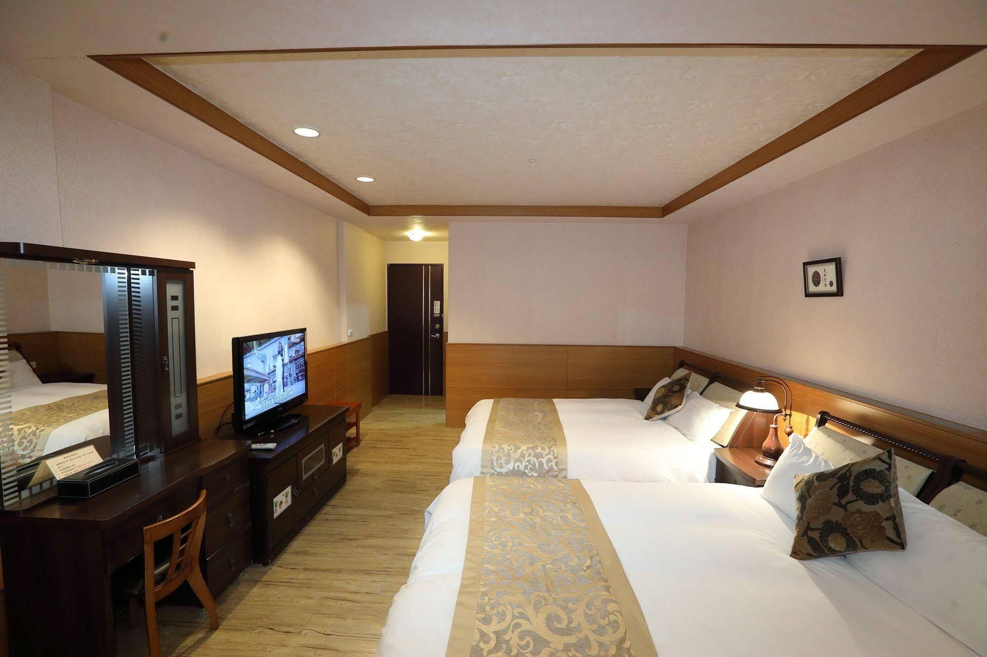 First Place B&B Hualien City Exterior foto