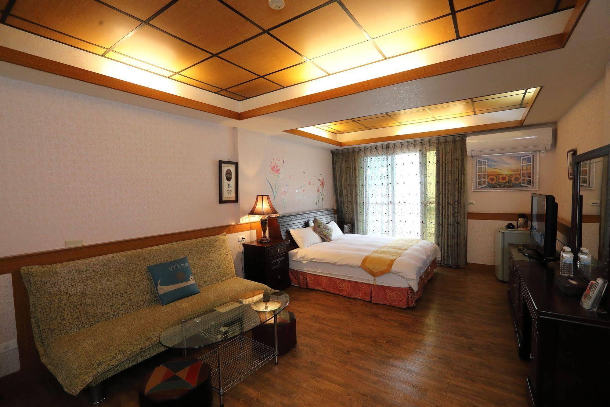 First Place B&B Hualien City Exterior foto