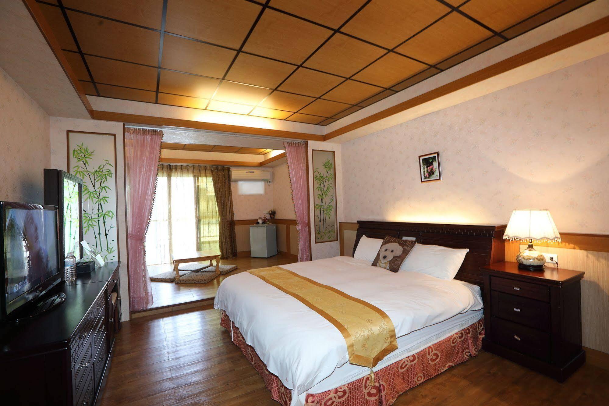 First Place B&B Hualien City Exterior foto