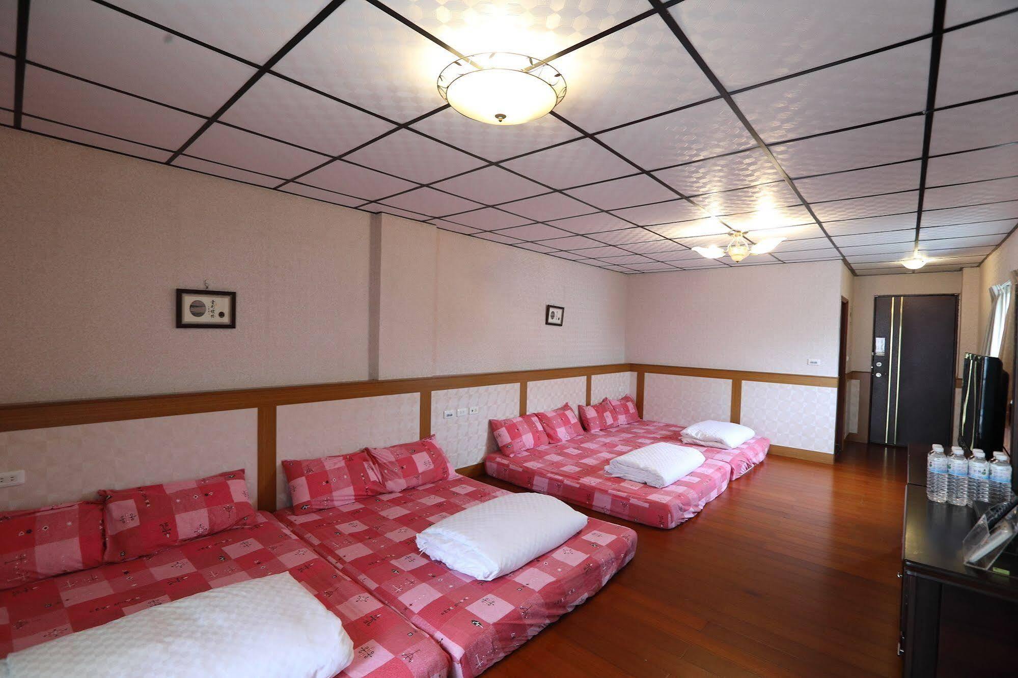 First Place B&B Hualien City Exterior foto