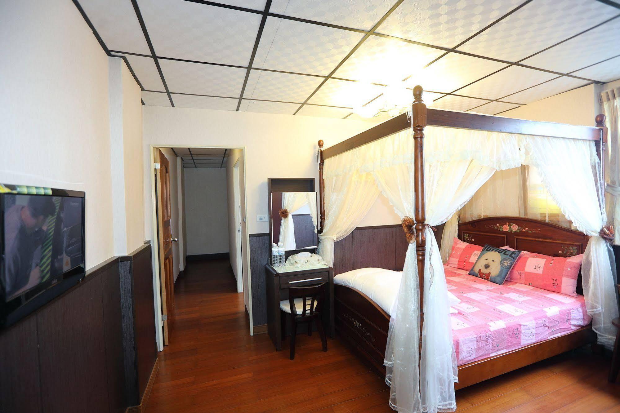 First Place B&B Hualien City Exterior foto